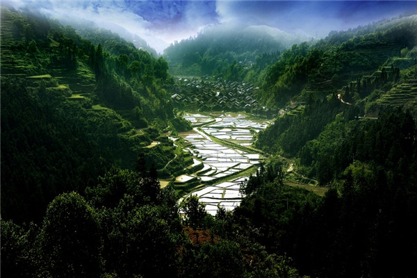 西江千户苗寨1日游